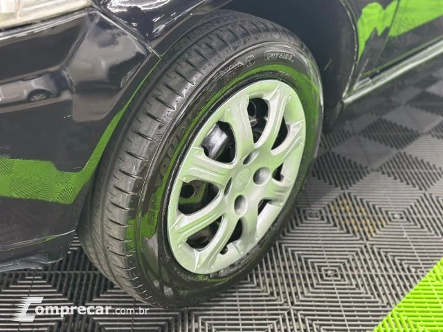 SIENA - 1.0 MPI EL 8V 4P MANUAL