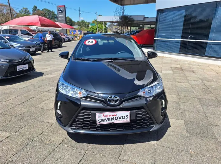YARIS 1.5 16V FLEX SEDAN XL MULTIDRIVE