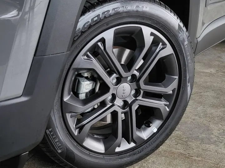 RENEGADE 1.3  T270 TURBO FLEX LONGITUDE AT6