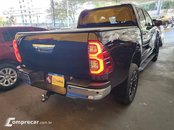 Hilux CD SRX 4x4 2.8 TDI 16V Diesel Aut.