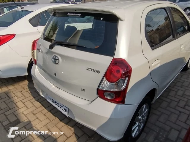 ETIOS HATCH - 1.5 X PLUS 16V 4P MANUAL