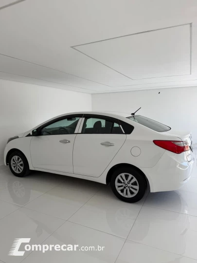 HB20 1.6 Comfort Plus 16V