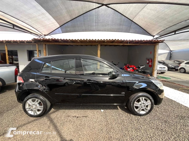 AGILE 1.4 MPFI LTZ 8V FLEX 4P MANUAL