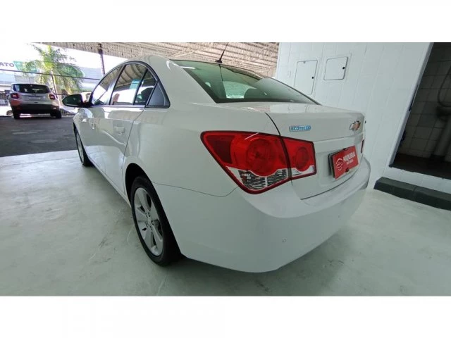 CRUZE SEDAN - 1.8 LT 16V 4P AUTOMÁTICO