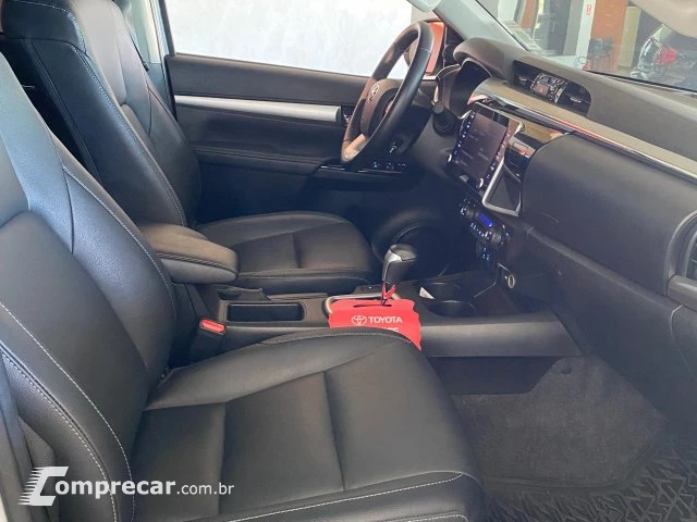 HILUX - 2.8 D-4D TURBO CD SRV 4X4 AUTOMÁTICO