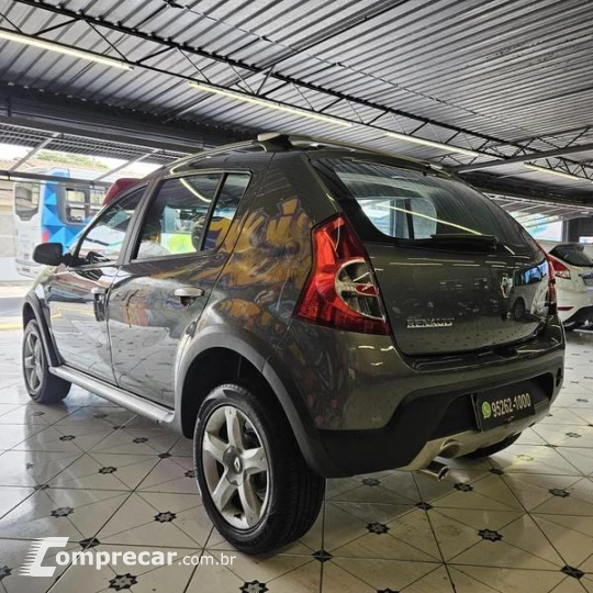 SANDERO STEPWAY