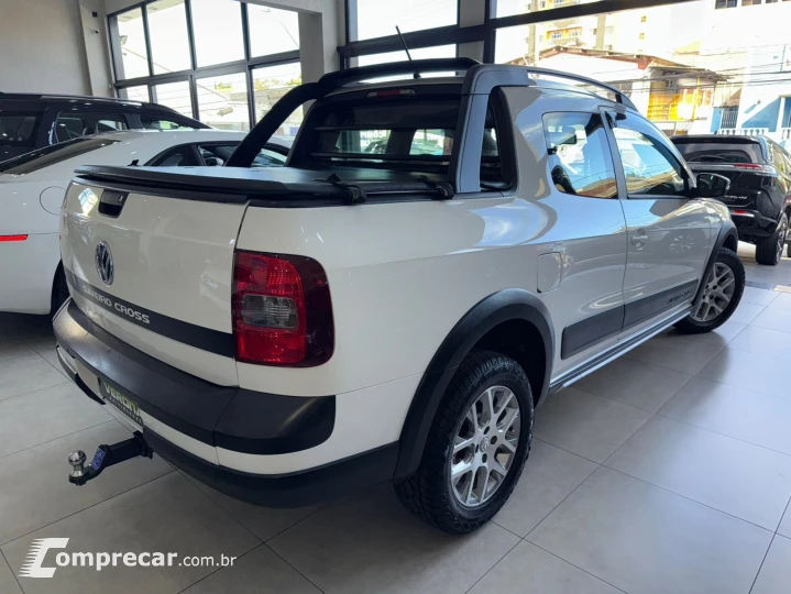 SAVEIRO 1.6 Cross CD 16V