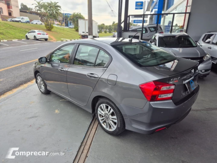 CITY Sedan LX 1.5 Flex 16V 4p Aut.