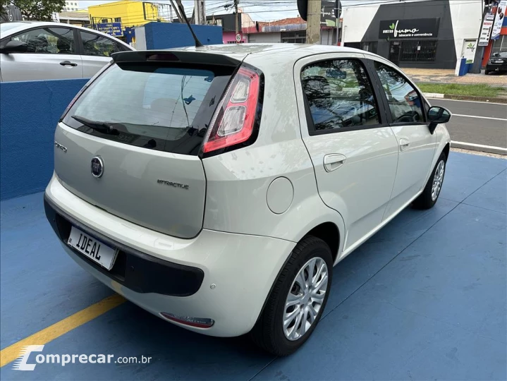 PUNTO 1.4 ATTRACTIVE 8V FLEX 4P MANUAL