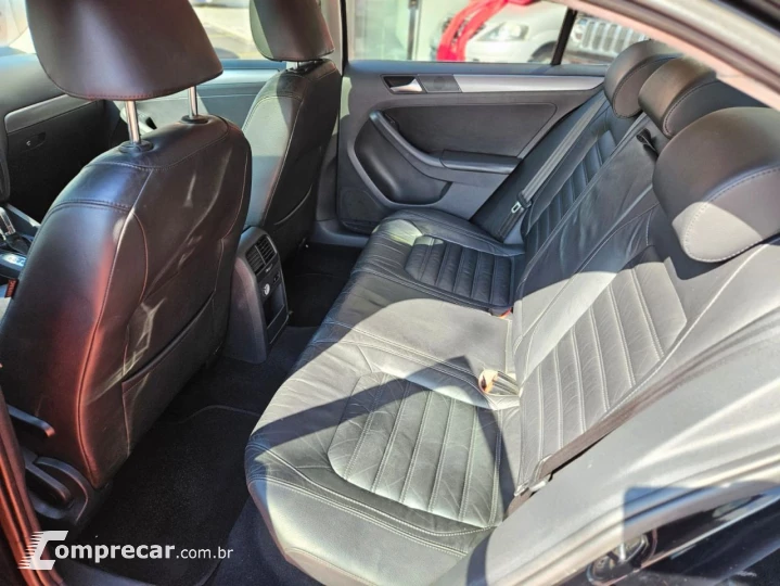 JETTA Highline 2.0 TSI 16V 4p Tiptronic