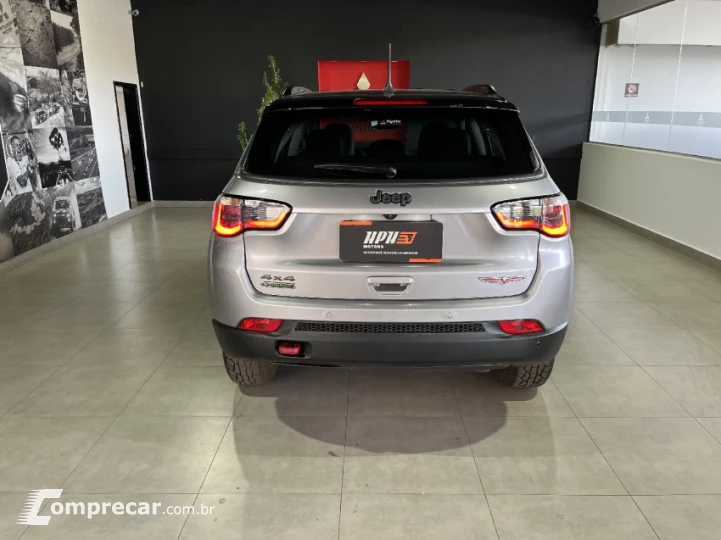 COMPASS 2.0 16V Trailhawk 4X4