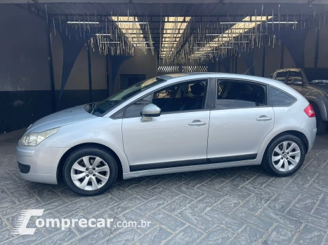 CITROEN C4 2.0 GLX 16V 4 portas