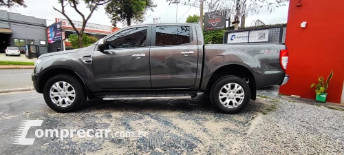 FORD RANGER 3.2 XLT 4X4 CD 20V 4 portas