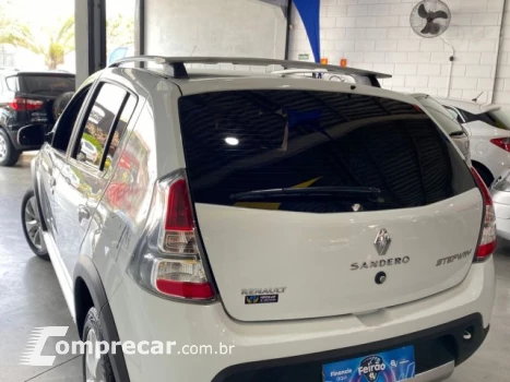 SANDERO - 1.6 STEPWAY 8V 4P MANUAL