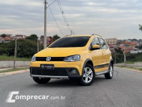 Volkswagen CROSSFOX - 1.6 MI 8V 4P MANUAL 4 portas