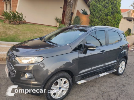 FORD ECOSPORT 1.6 Titanium 16V 4 portas