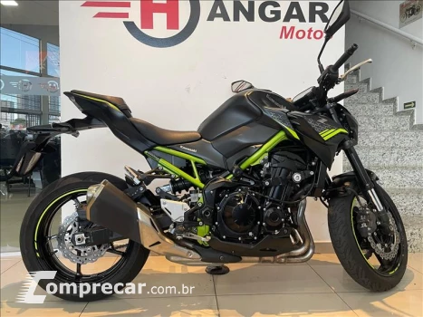 KAWASAKI Z900