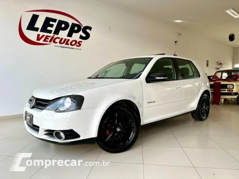 Volkswagen GOLF 1.6 MI Sportline 8V 4 portas