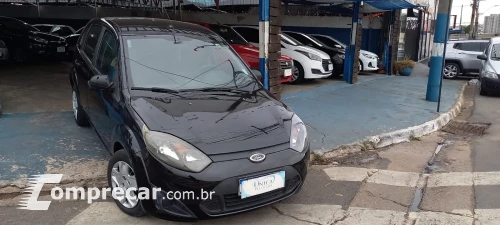 FORD FIESTA 1.6 Rocam Hatch 8V 4 portas