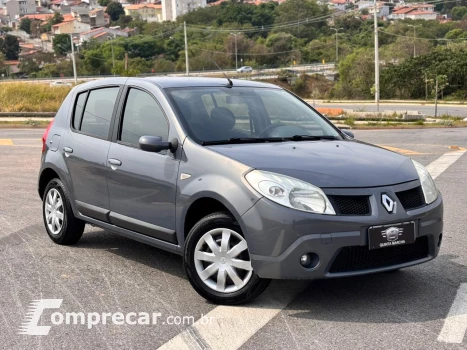 Sandero Privilège 1.6 8V Hi-Torque (flex)