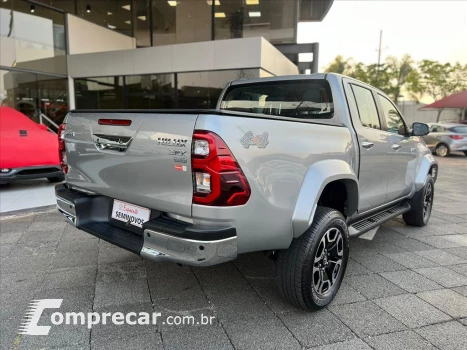 HILUX 2.8 D-4D TURBO DIESEL CD SRX 4X4 AUTOMÁTICO