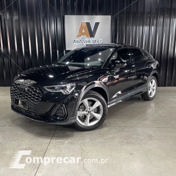 Q3 2.0 40 TFSI Sportback Performance Black Quattro