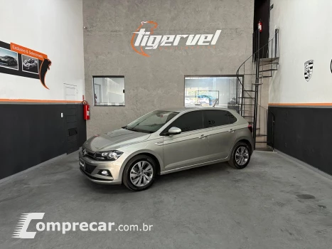 Volkswagen POLO 1.0 200 TSI Comfortline 4 portas