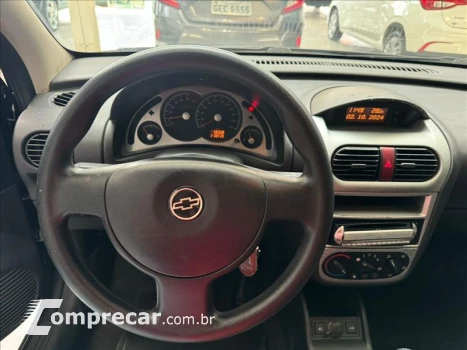 CORSA 1.4 MPFI Premium Sedan 8V