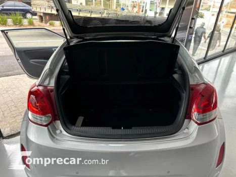 VELOSTER