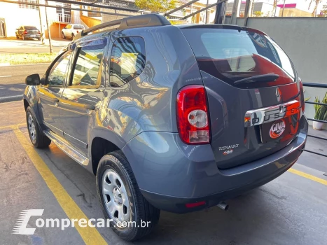 DUSTER Expression 1.6 Hi-Flex 16V Mec.