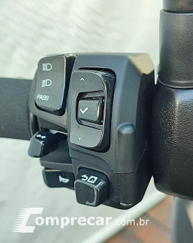 YAMAHA XMAX 250 CONNECTED ABS
