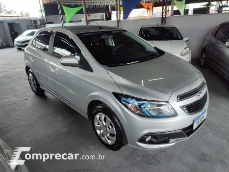 CHEVROLET ONIX 1.4 MPFI LT 8V 4 portas