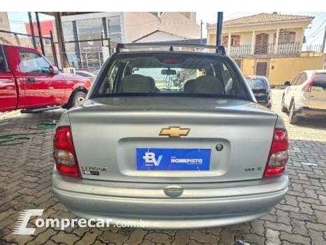 CLASSIC - 1.0 MPFI VHCE 8V 4P MANUAL