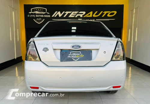 FIESTA 1.6 MPI Class Sedan 8V