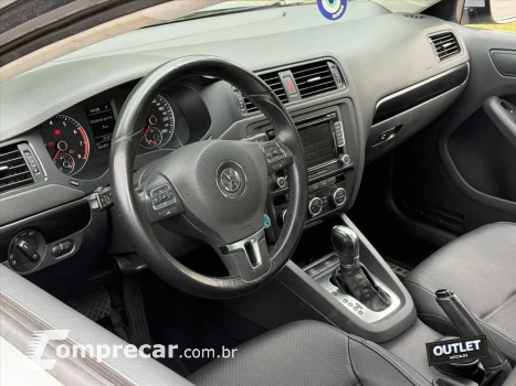 JETTA 2.0 COMFORTLINE FLEX 4P TIPTRONIC