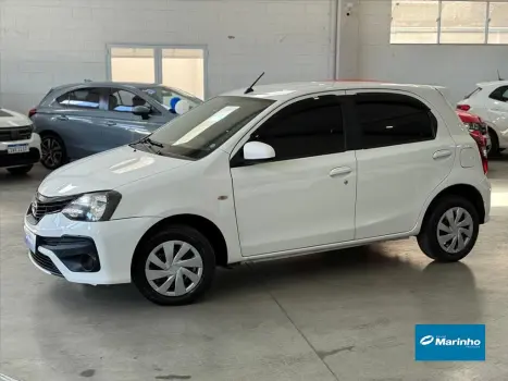 Toyota ETIOS 1.3 X 16V FLEX 4P MANUAL 4 portas