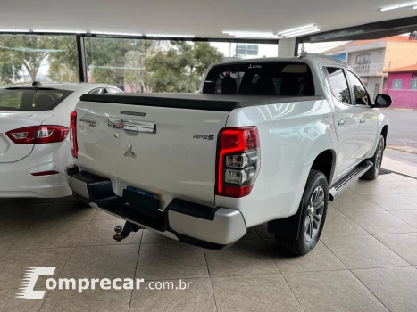 L200 TRITON 2.4 16V TURBO DIESEL SPORT HPE-S CD 4P 4X4 AUTOM