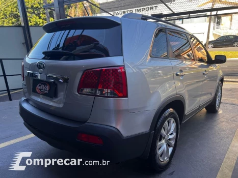 Sorento 2.4 16V 4x2 Aut.