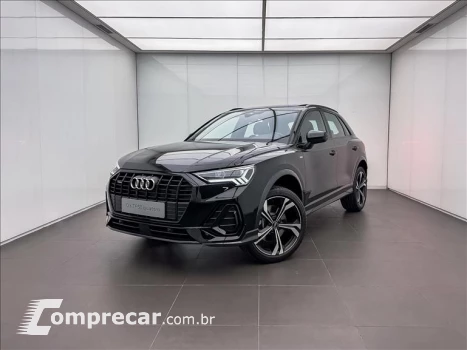 Audi Q3 2.0 40 TFSI Performance Black Quattro 4 portas