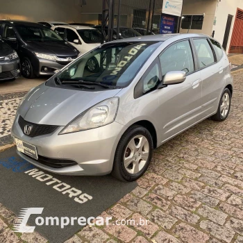 Honda Fit LX 1.4/ 1.4 Flex 8V/16V 5p Aut. 4 portas