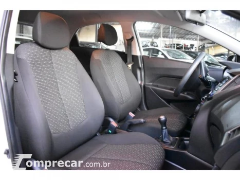 HB20 - 1.0 COMFORT PLUS 12V 4P MANUAL