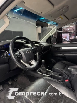 Hilux CD SR 4x2 2.7