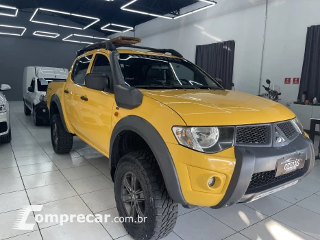 Mitsubishi L200 SAVANA 3.2 4X4 16V OFF Turbo Intercooler 4 portas