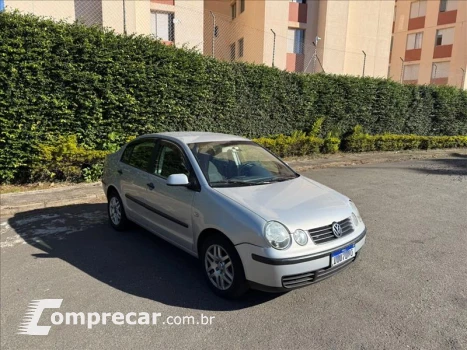 POLO SEDAN 1.6 MI 8V