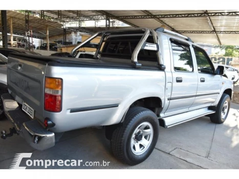 HILUX - 3.0 SRV 4X2 CD 8V 4P MANUAL