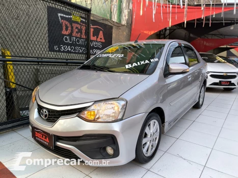 Toyota ETIOS 1.5 XLS Sedan 16V 4 portas