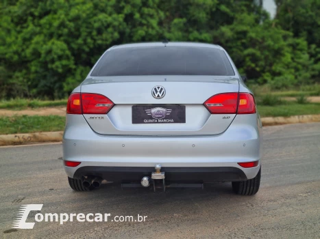 Jetta 2.0 Comfortline (Flex)