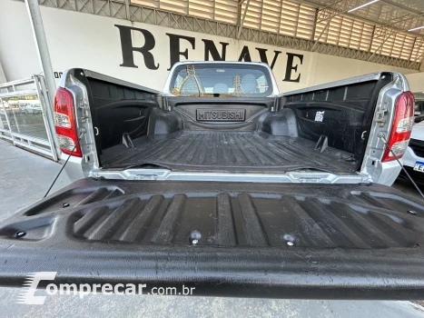 L200 TRITON 2.4 16V Turbo Sport GL CD 4X4