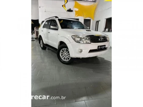 HILUX SW4 - 3.0 SRV 4X4 16V TURBO INTERCOOLER 4P AUTOMÁTICO