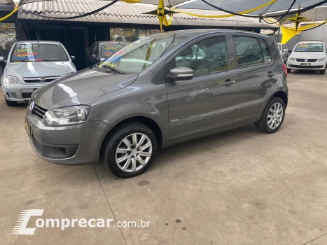 Volkswagen Fox Trend 1.6 4 portas